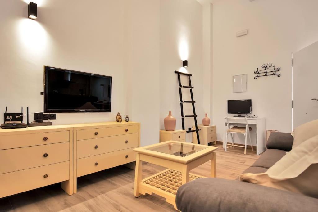 Moderno Loft En El Corazon Historico De Estepona - Casa Pepita 17 Экстерьер фото